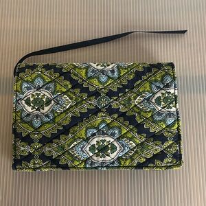 Vera Bradley Paperback Book Cover, Cambridge Pattern